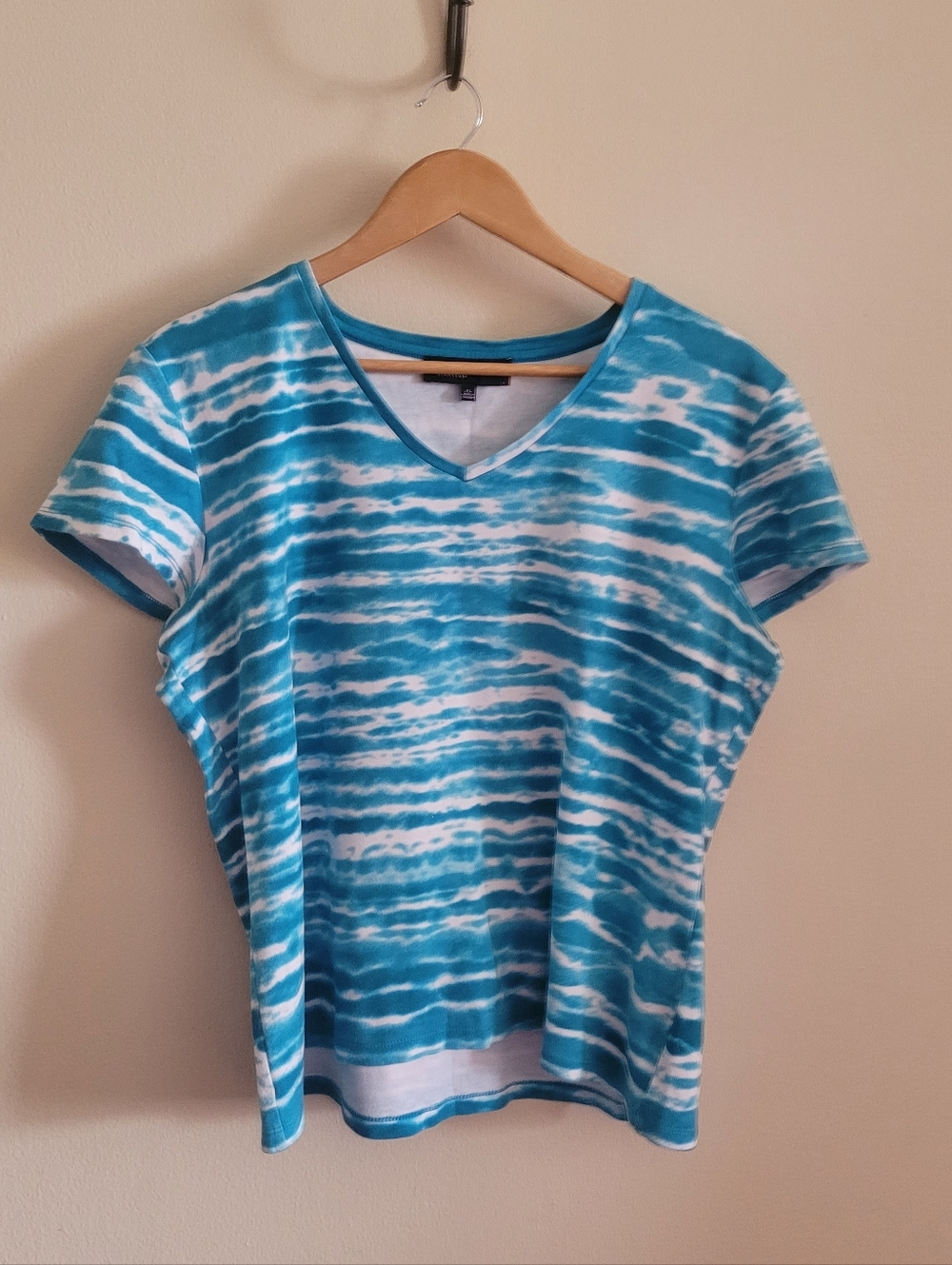 Jones New York Tie Dye Cotton Vneck Tee, Women's XL, Aqua & White